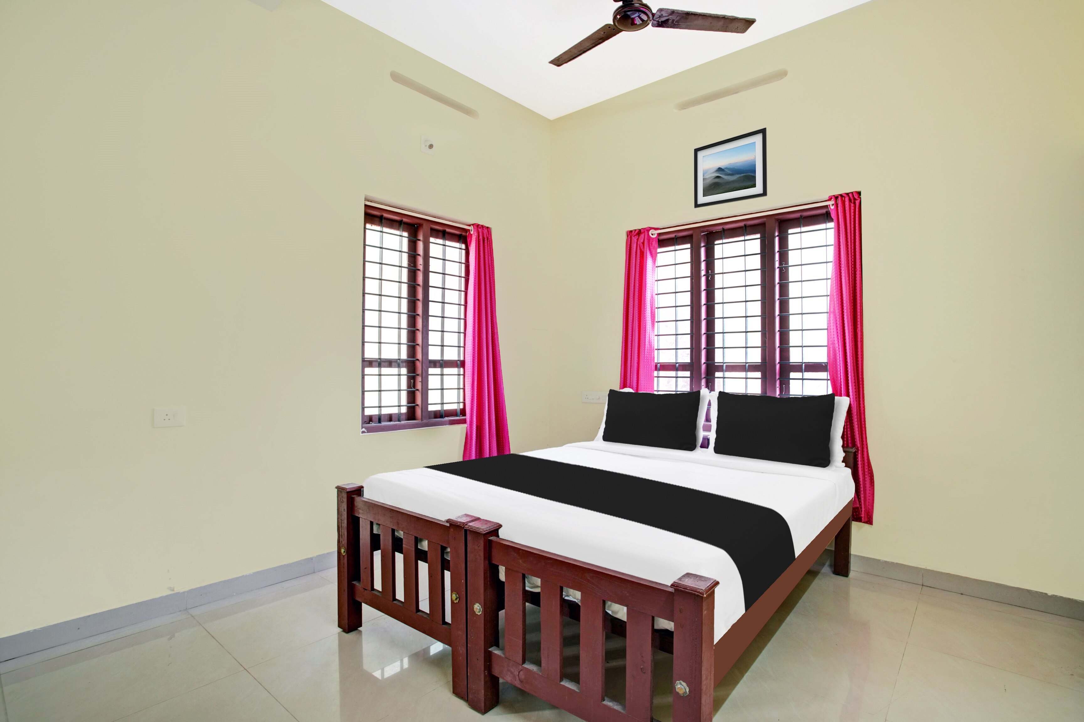 Hotel O Nakshathra Inn - Tap to explore photos