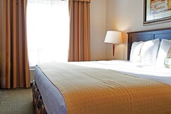 Holiday Inn & Suites WEST EDMONTON, Edmonton, Alberta