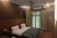Hotel Gaurav Plaza, Rishikesh