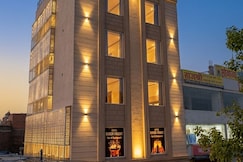 Hotel River Front, Kota