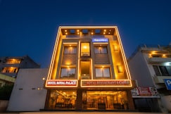 FabHotel Royal Palace, Indore
