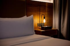 Brittany Hotel Villar City, Metro Manila