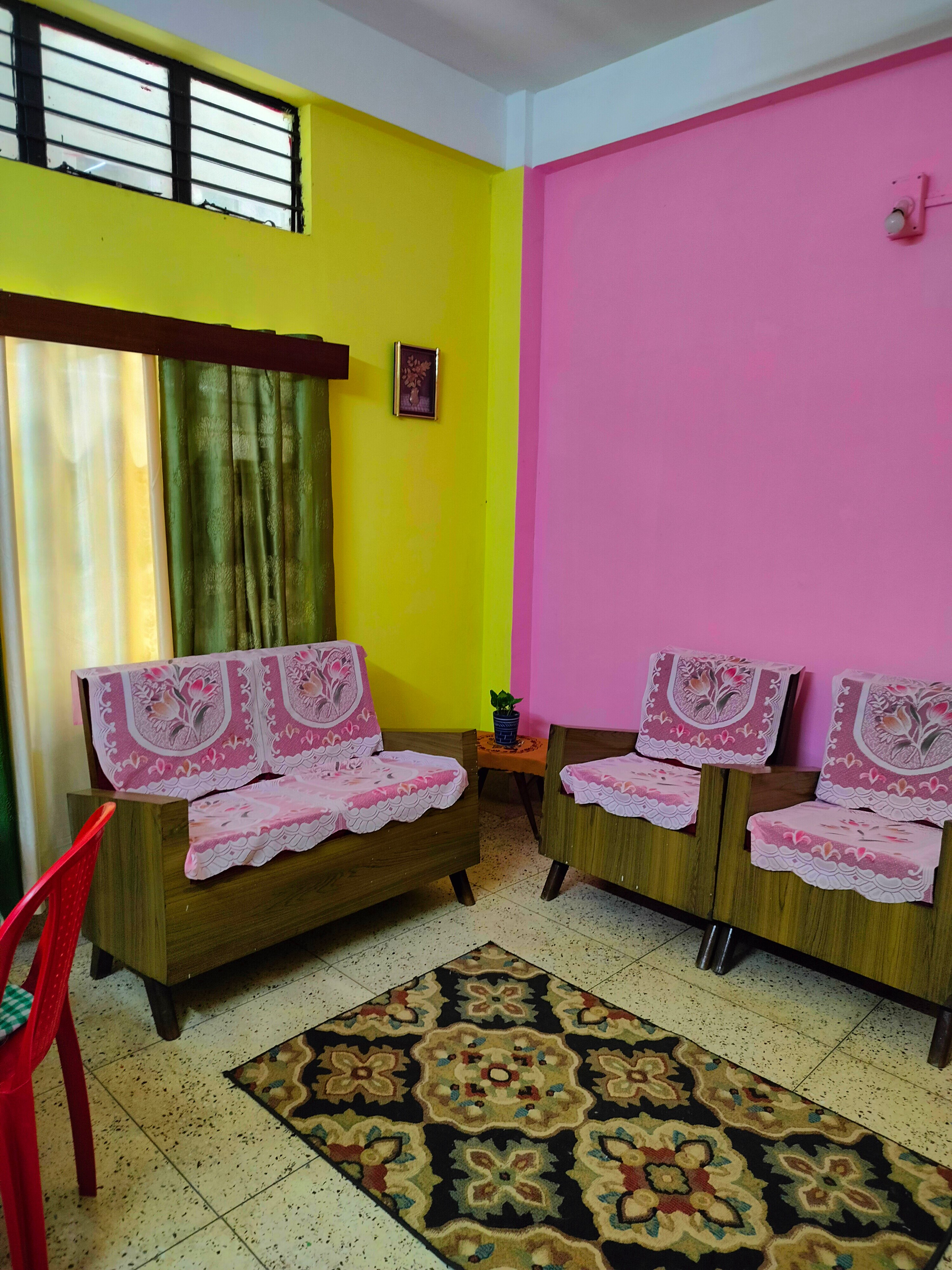 Cozy corner homestay - Tap to explore photos