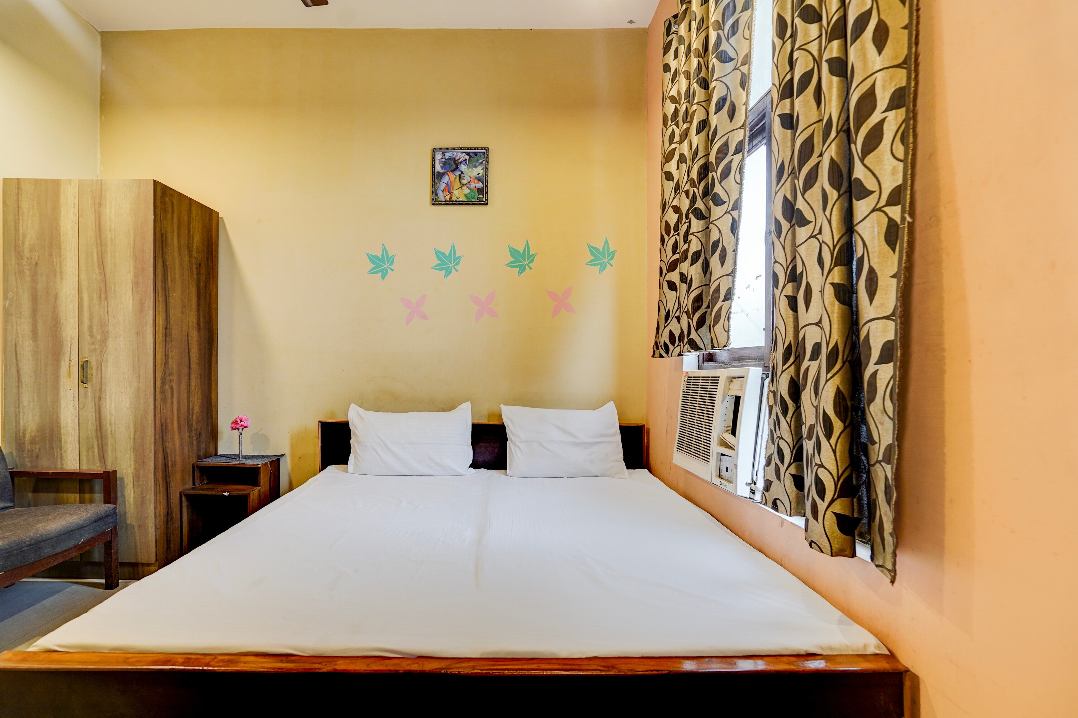 Hotel O Shyam Utsav - Tap to explore photos