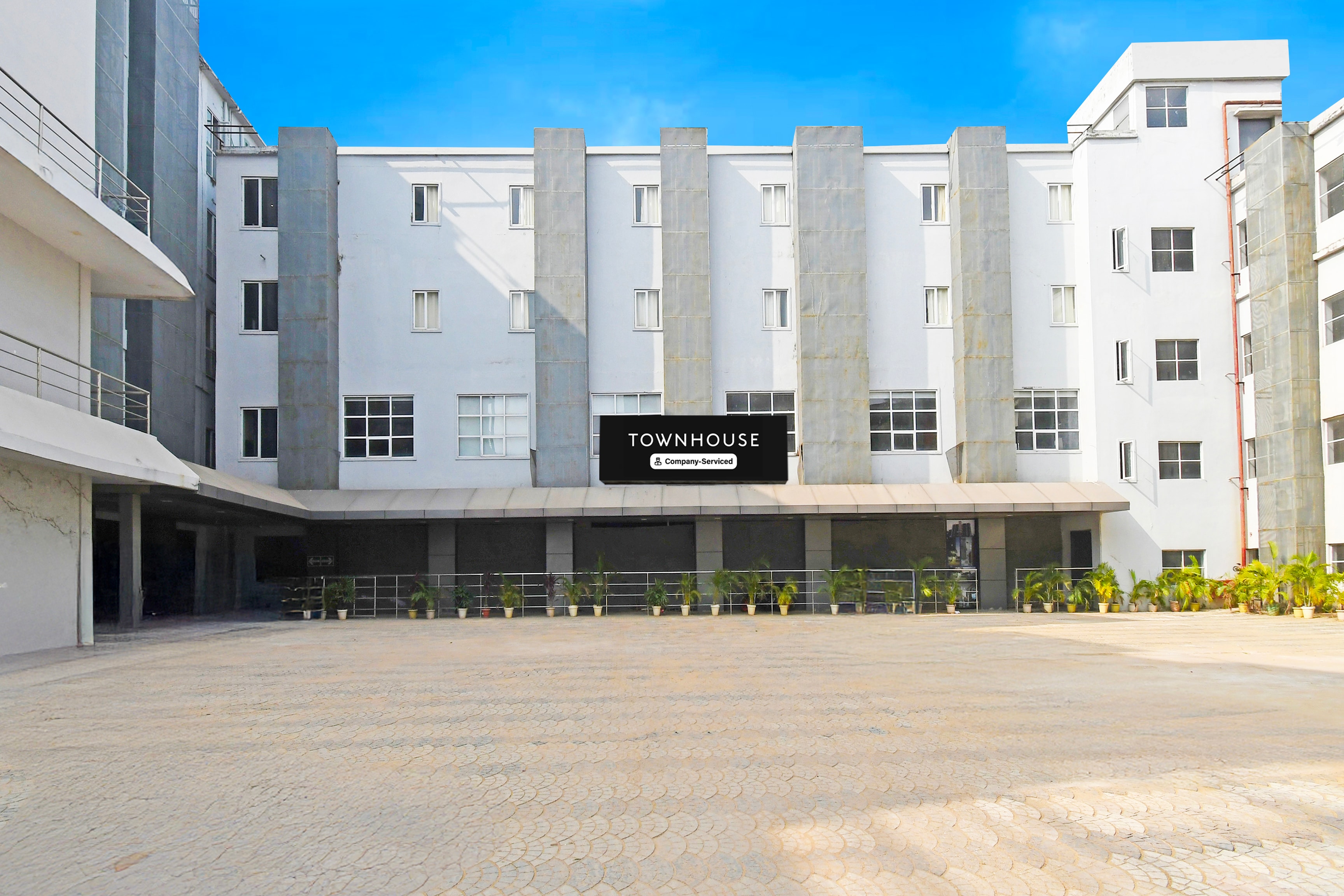 Super Townhouse Mancheswar Bhubaneswar Formerly Kamla Inn - Tap to explore photos