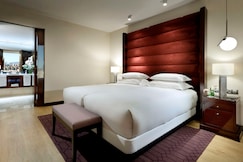 Hyatt Regency Barcelona Tower, Cataluna