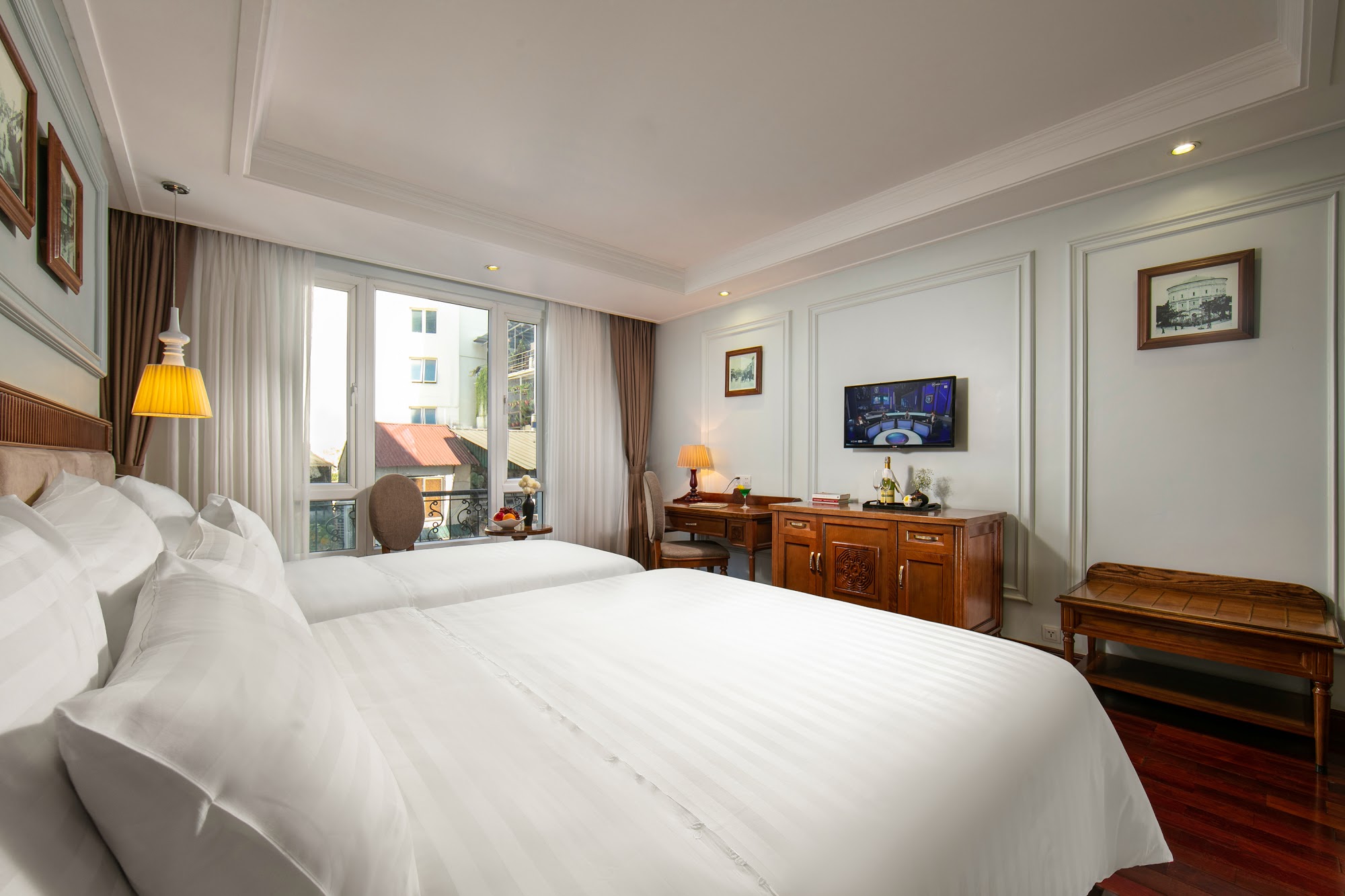 Hanoi Pearl Hotel - Tap to explore photos