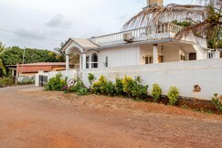 Hilltop Villa Private Pool Near Anjuna Beach, Goa