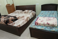 A Peaceful Divine Stay Parikrama Marg Vrindavan, Mathura