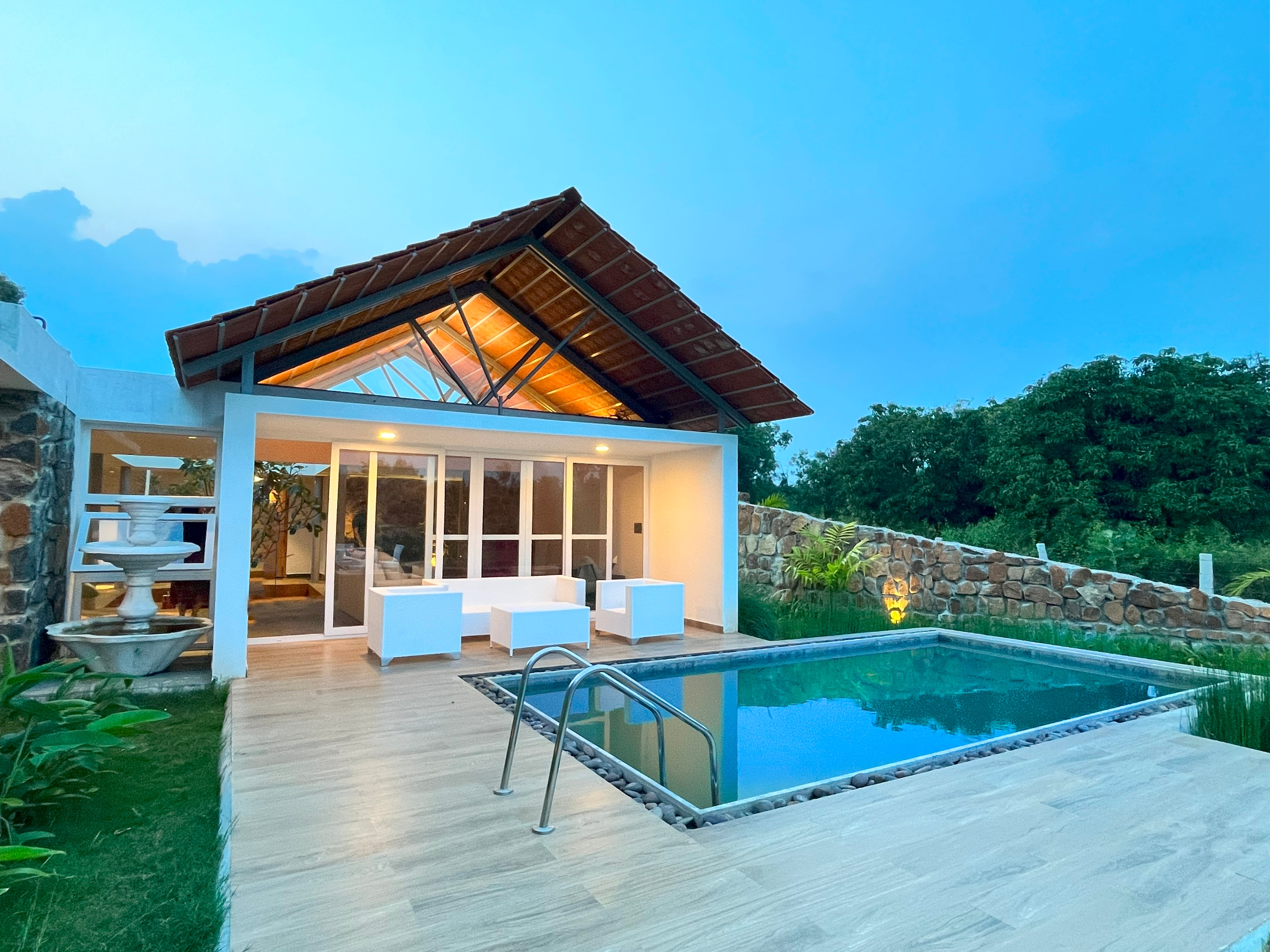 Palatio By Jade | Private Pool Villa - Tap to explore photos