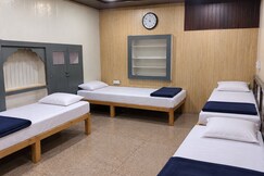 Divyanshi hostel, Mathura