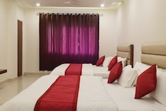 Hotel Aakash Residency, Dehradun