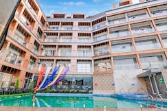 Hotel Rajmahal, Tarapith