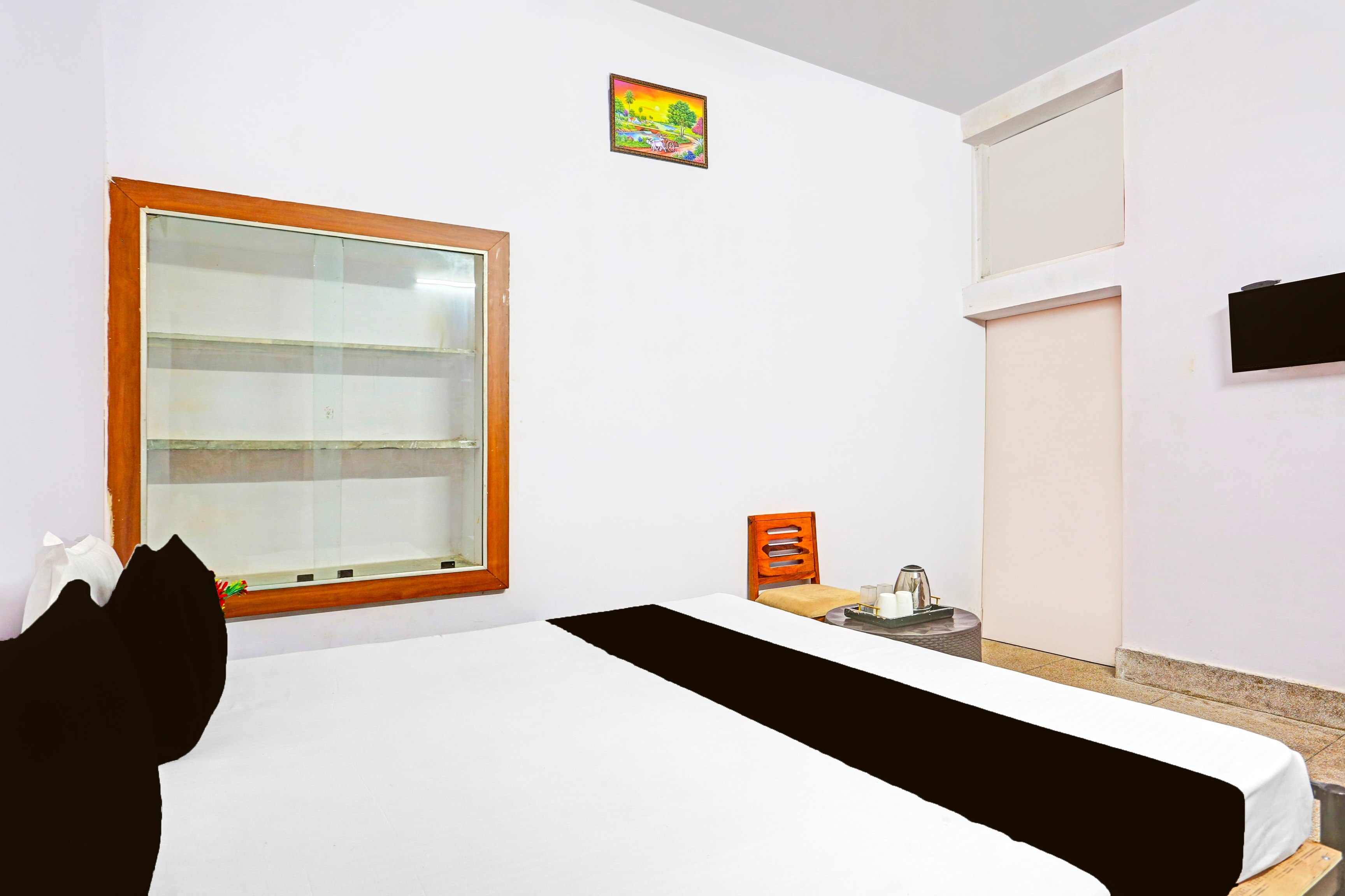 Hotel O Poonam - Tap to explore photos