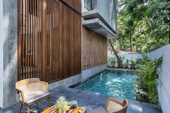 Casa Caleb, Goa