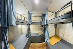 Blue Top Dormitory, Mumbai