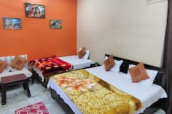SHRI RAGHAV AAKRITI HOME STAY, Ayodhya