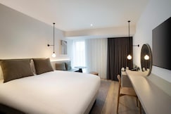 Leonardo Hotel Manchester Piccadilly, Manchester