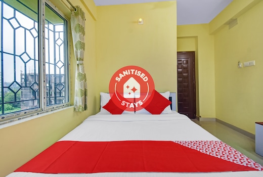 Hotel O by OYO MAA RESIDENCY NEAR BISWA BANGLA