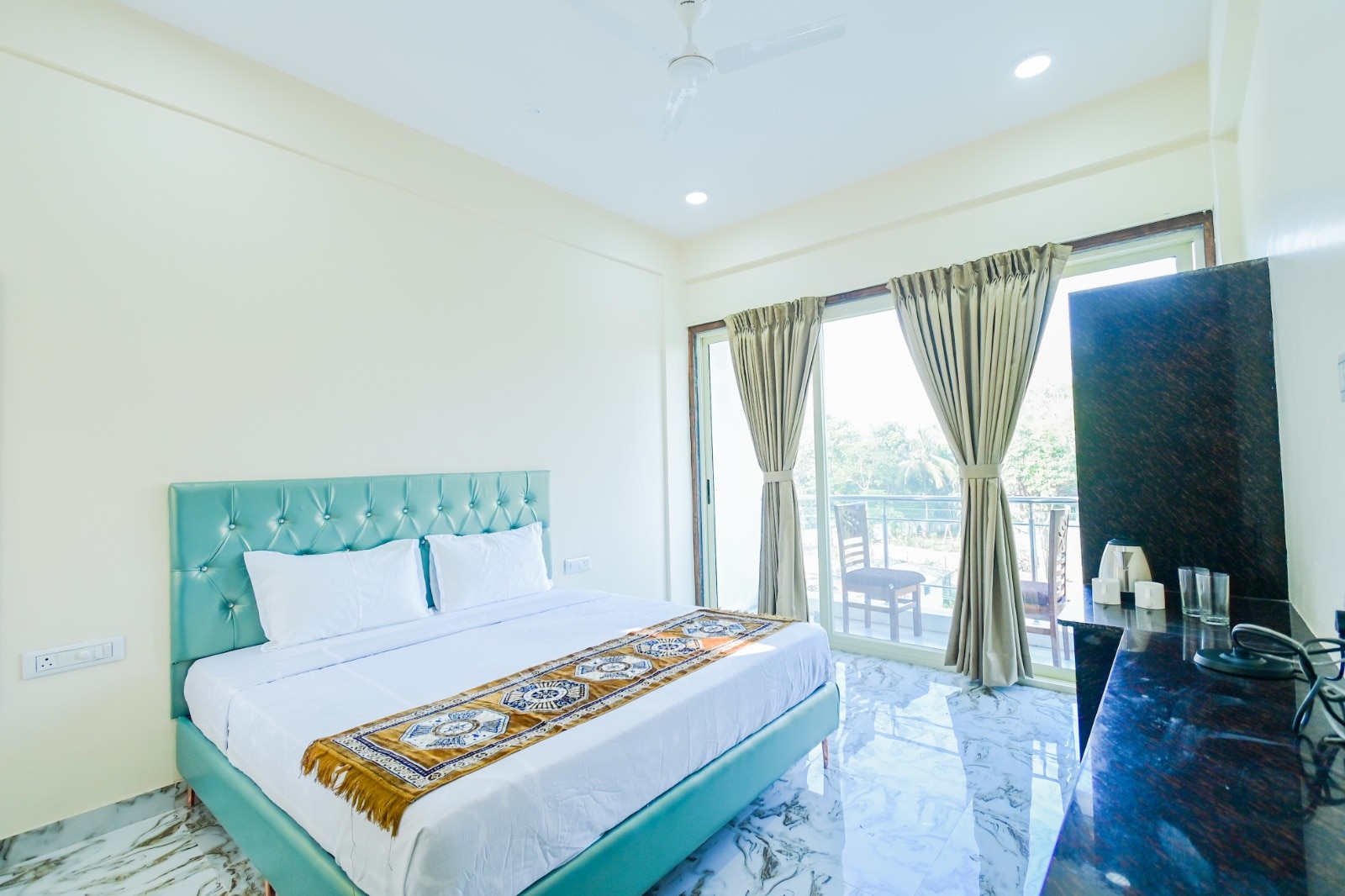 Misty Blue Resort and Villas 3