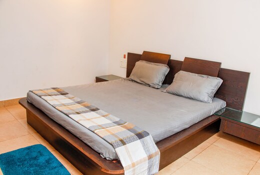 Spacious 1 bhk North goa near club cabbana