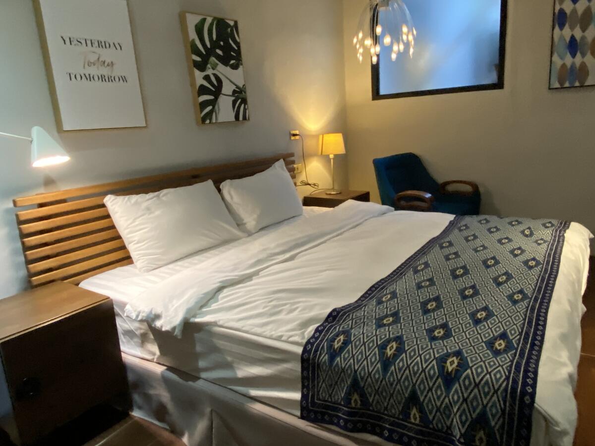Seacom Inn Service Apartment - Tap to explore photos