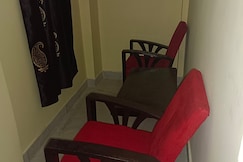 MAPHI  GUEST ROOMS, Kolkata