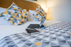Holiday Inn Manchester West, Warrington