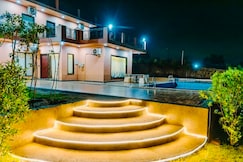 This is the party place, Sohna