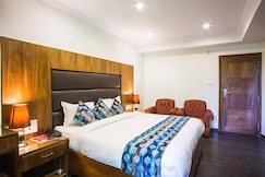 Hotel Shiwalik Regency - The Mall Road, Shimla