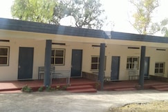 Kailas Hotel