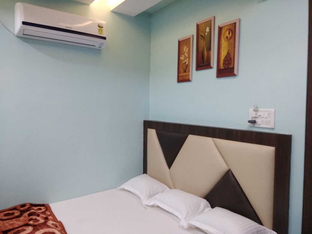 Hotel Tulsi Katni - Tap to explore photos