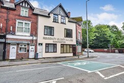 Regency Guest House Manchester North, Manchester