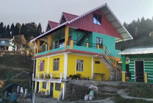 Tenzing Homestay By StayApart