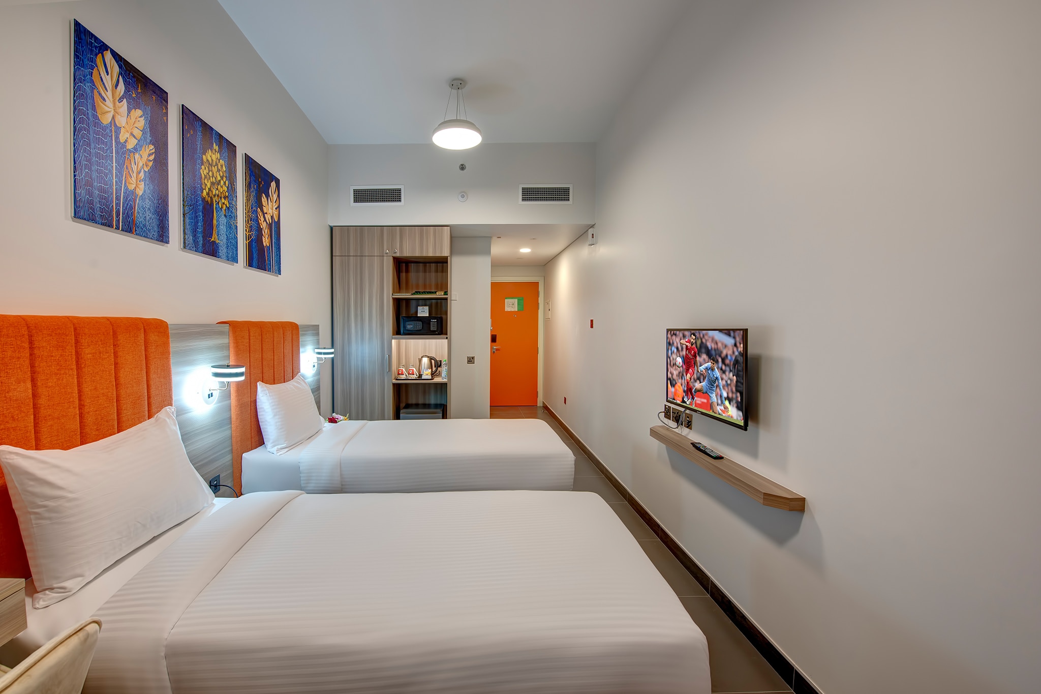 Wescott Hotel Bur Dubai - Tap to explore photos