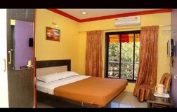Standard Room Large