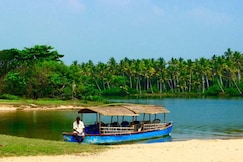 WHISPERING KERA, Kovalam and Poovar