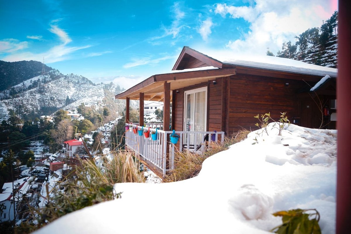 World Peace Gagar Luxury Cottages - Tap to explore photos