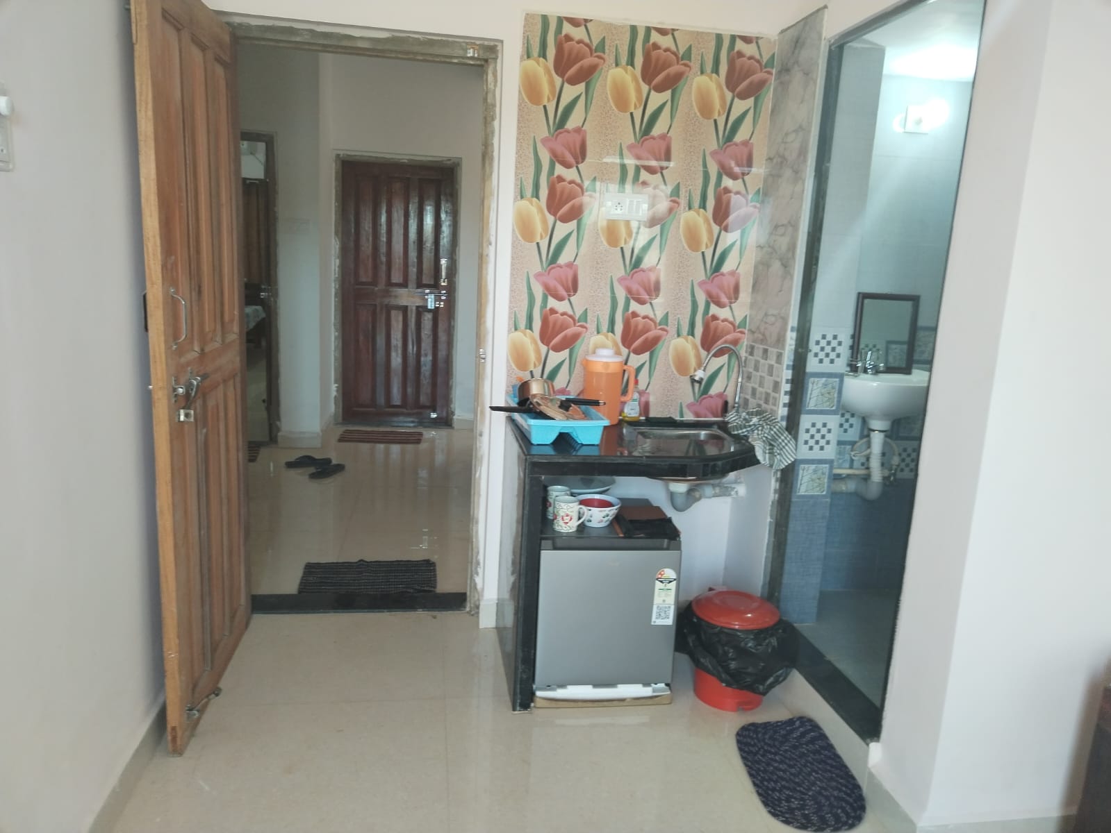Madrid Homestay Goa 10 min to Beach - Tap to explore photos