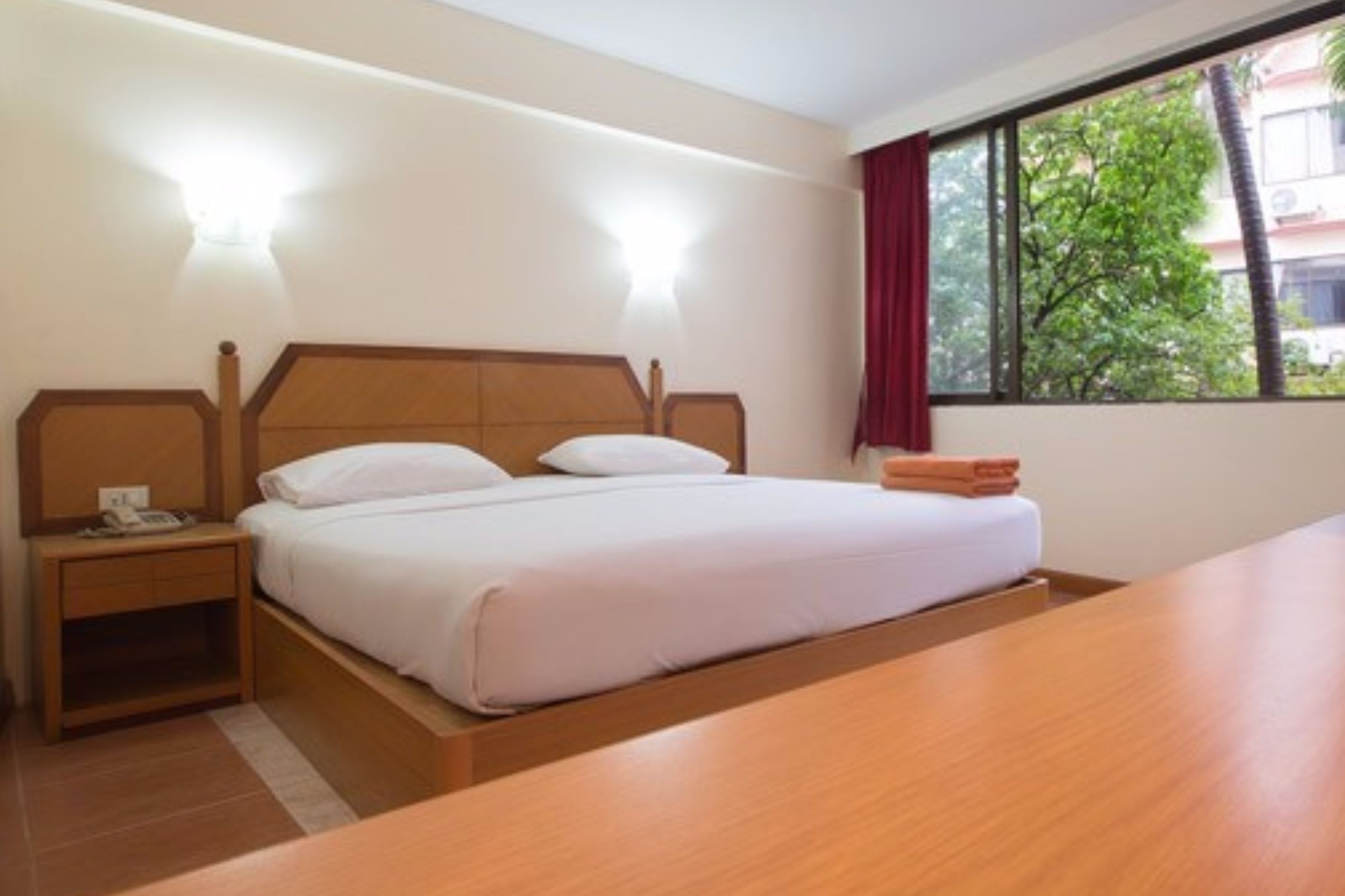 Dream Hotel Pattaya - Tap to explore photos