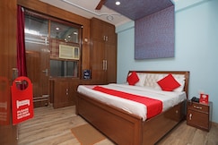 Hotel O The Royal Plaza, Noida