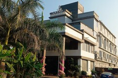 Hotel The Grand, Jabalpur