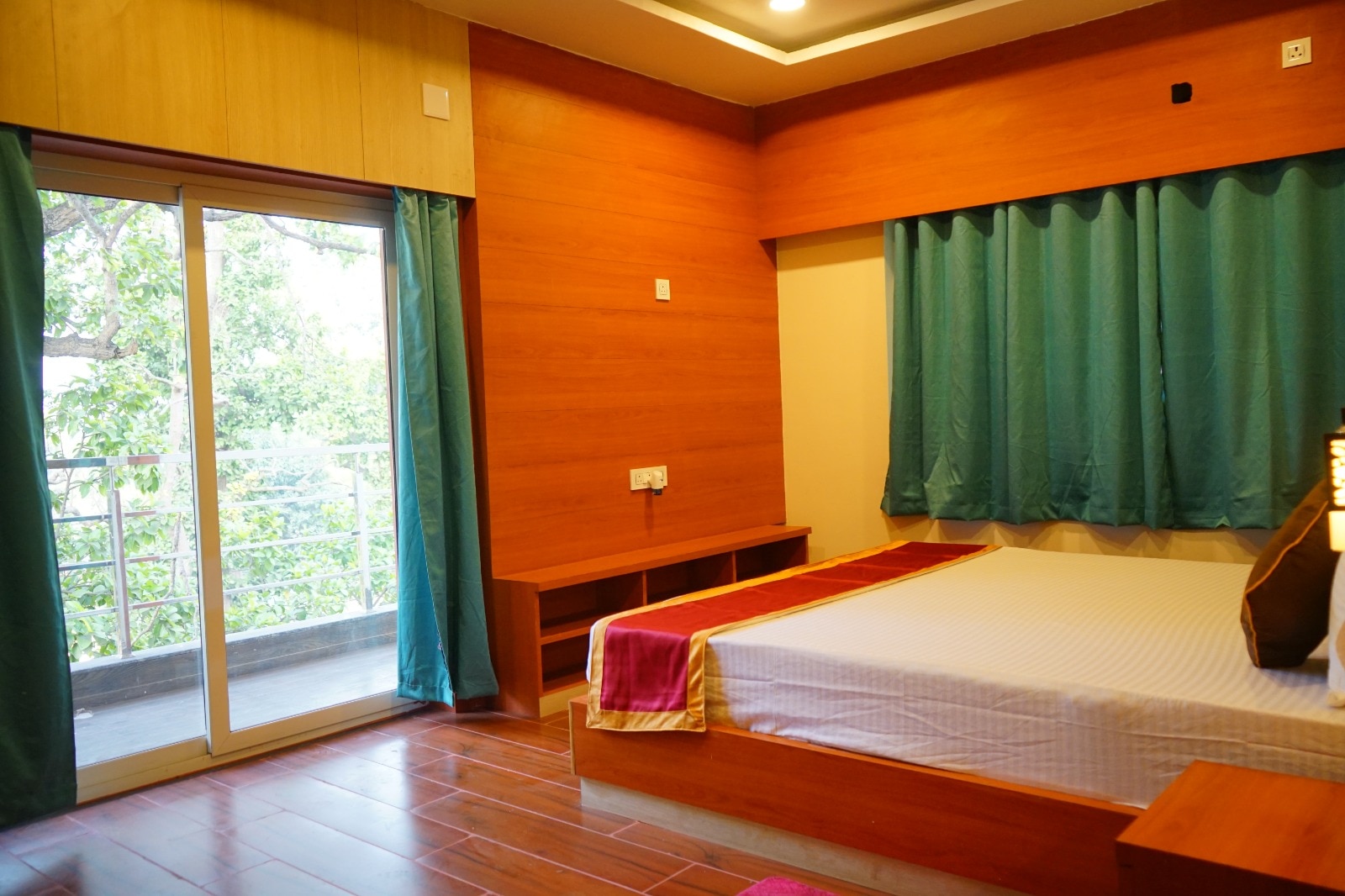 subarnarekha inn - Tap to explore photos