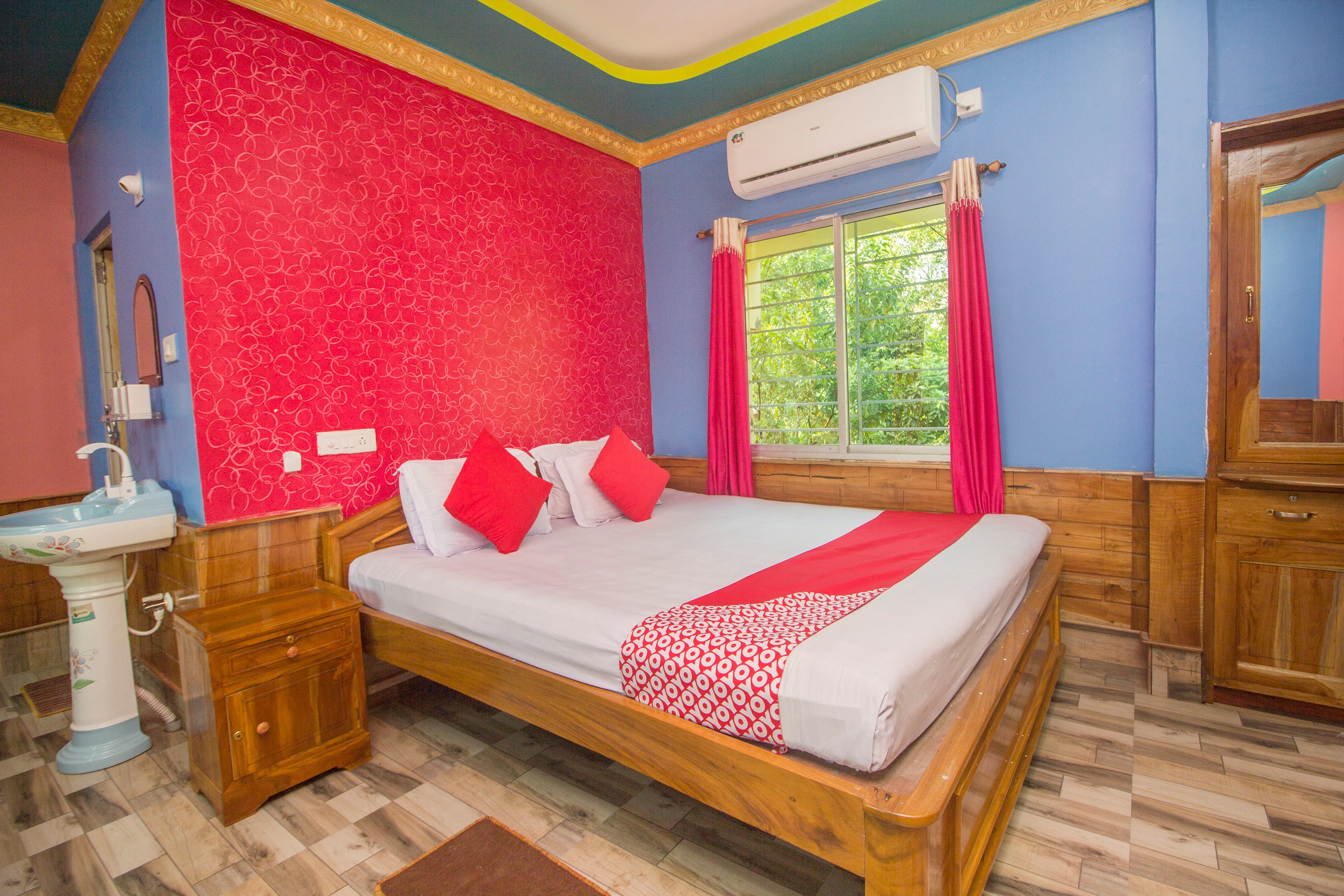 Hotel O Sandhana Homestay - Tap to explore photos