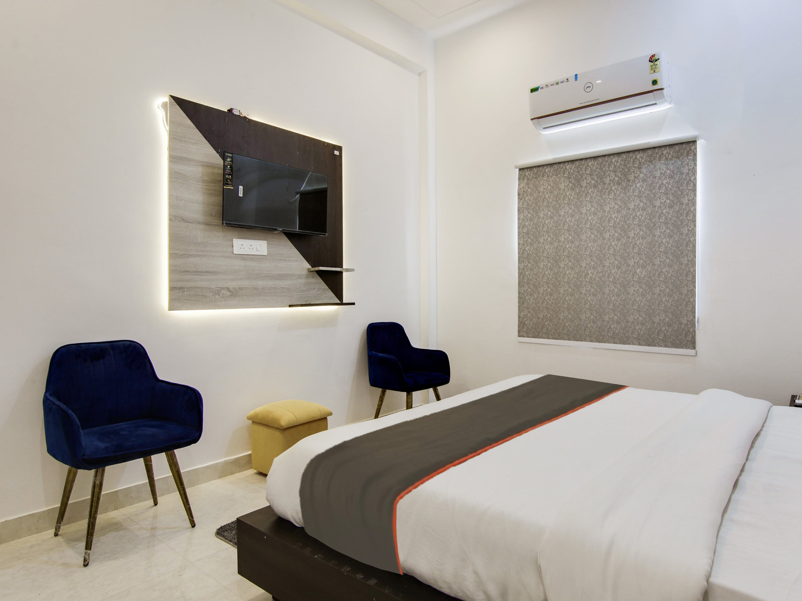Collection O The Nines Hotel & Restro - Tap to explore photos
