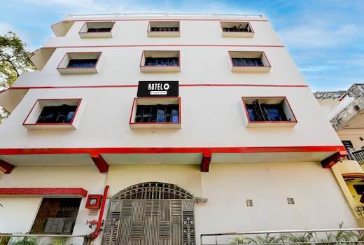 Hotel O Varanasi Trade Center formerly Vairaghi Villa