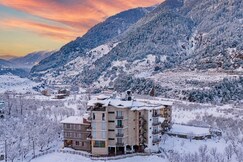 The  White Season Resort By Trinay Hotels, Manali