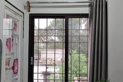 Sagarika Guest House, Malda