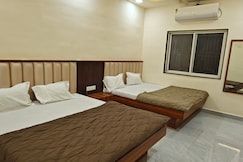 Hotel Prayag, Shegaon