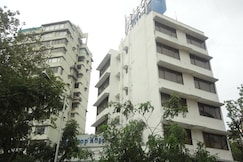 Hotel Hiltop, Mumbai